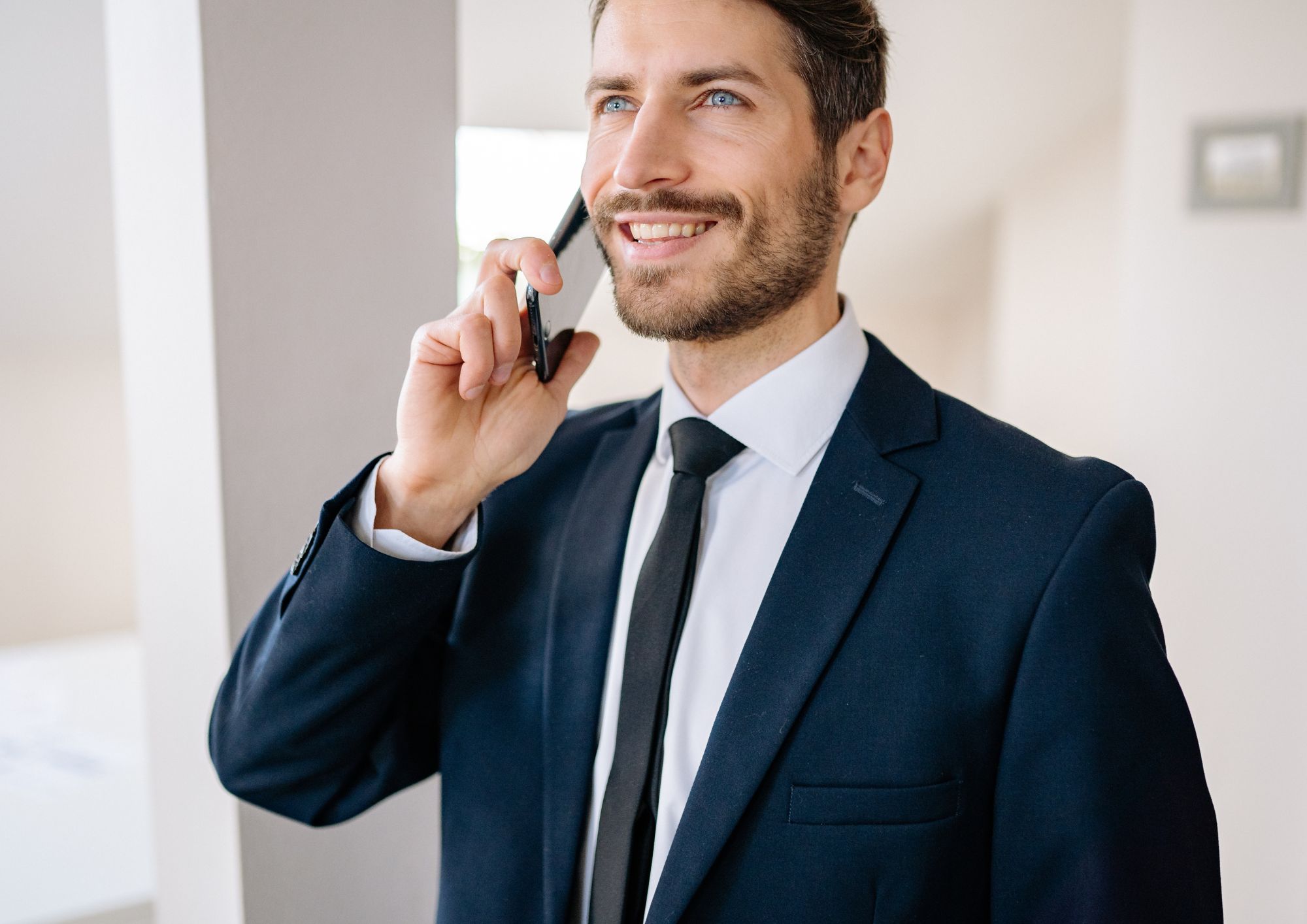 refurbished electronics sellers use clear spec tables to reduce customer returns