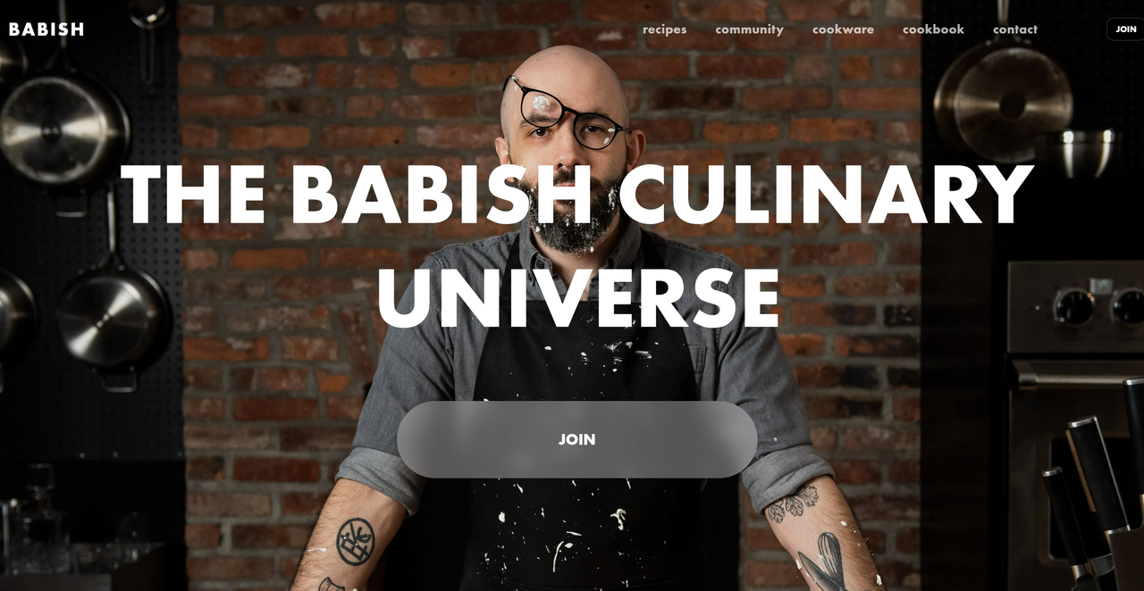 Página de inicio del sitio web de blog - Binging with Babish
