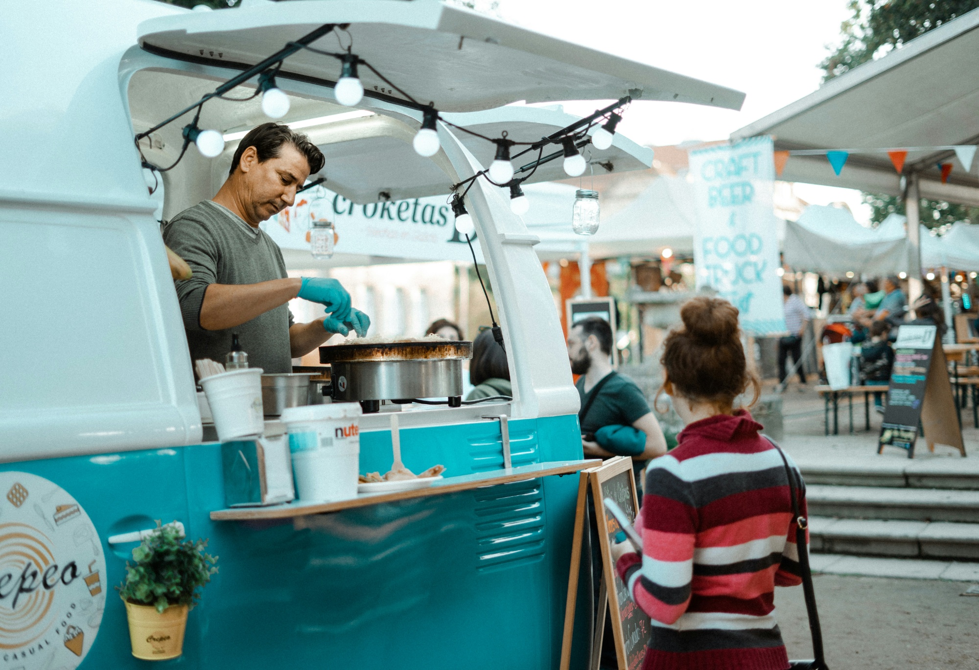Thriving local food truck business built for growth