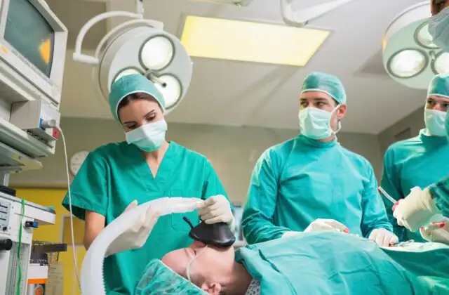 anesthesiologist