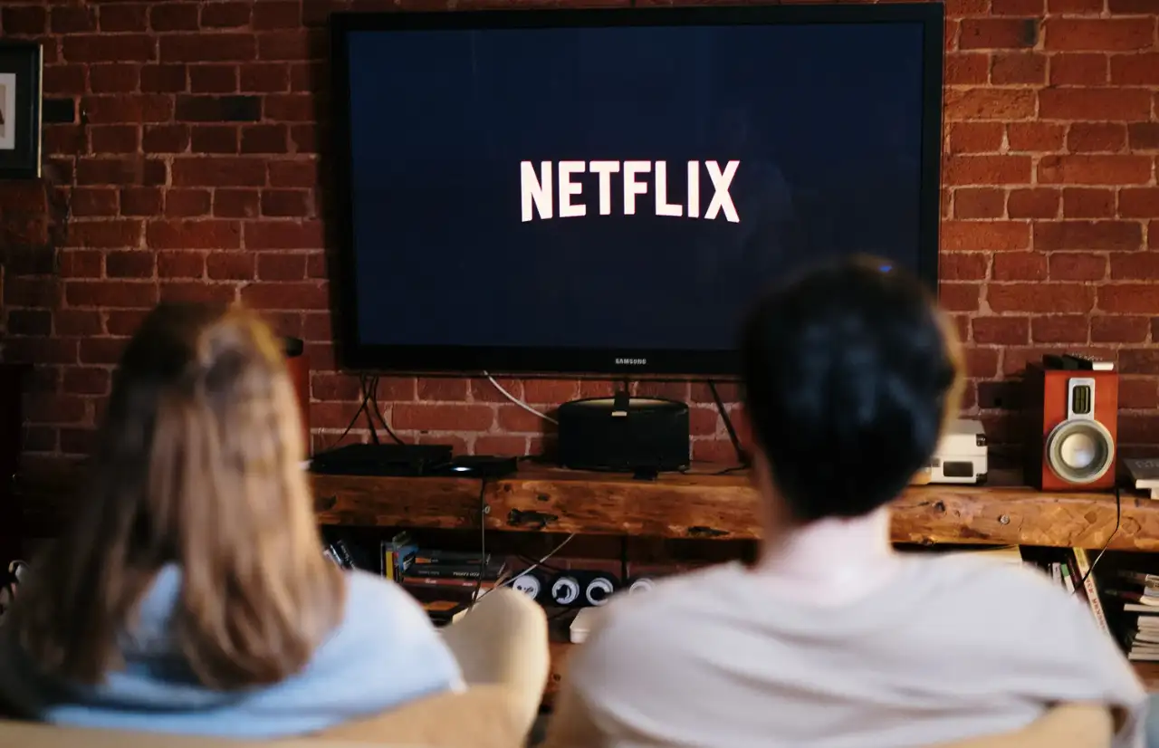 a couple watching netflix